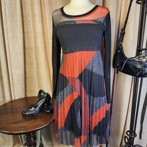 Boo Radley Australia Mesh Pleated Midi Dress S Black Rust Artsy